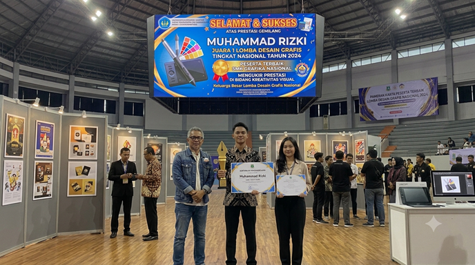 Juara Harapan 1 Desain Grafis Tingkat Nasional